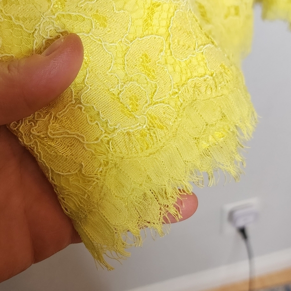 NWT Diane Von Furstenberg yellow lace Wanda Mini dress.  Size 8 - Picture 15 of 16